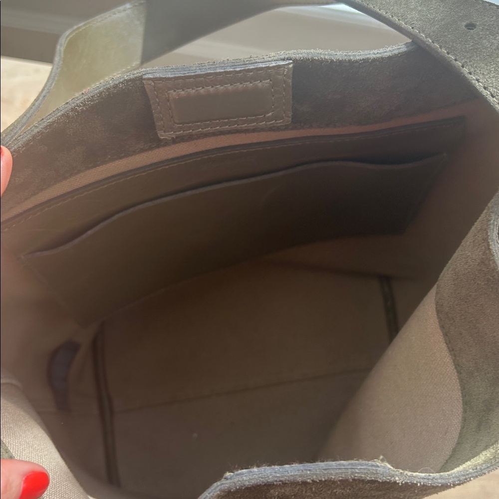 Madewell bucket bag like new - Picture 5 of 7